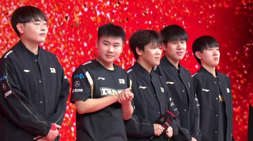 现在入口的